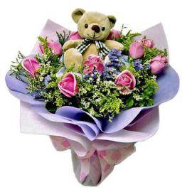 Bouquet of Pink Roses with Gift