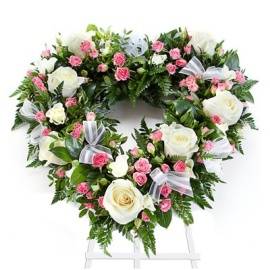 Blooming Heart-shaped Wreaths