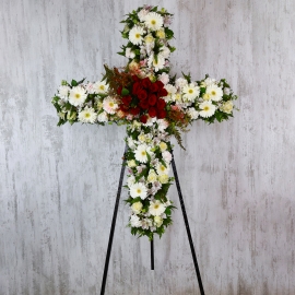 Cross-shaped wreath